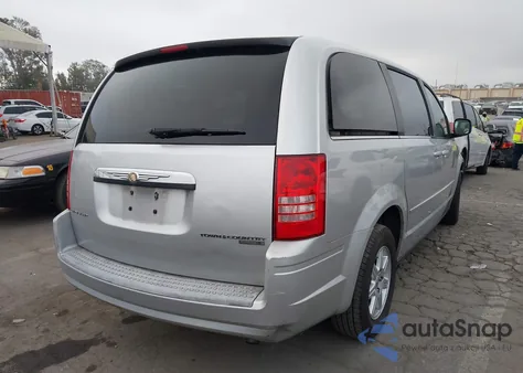 2010 Chrysler Town & Country New Lx из США, поврежденный, VIN 2A4RR2D14AR414721
